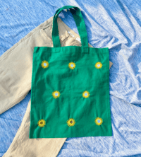 Embroidered tote bag with mirrors