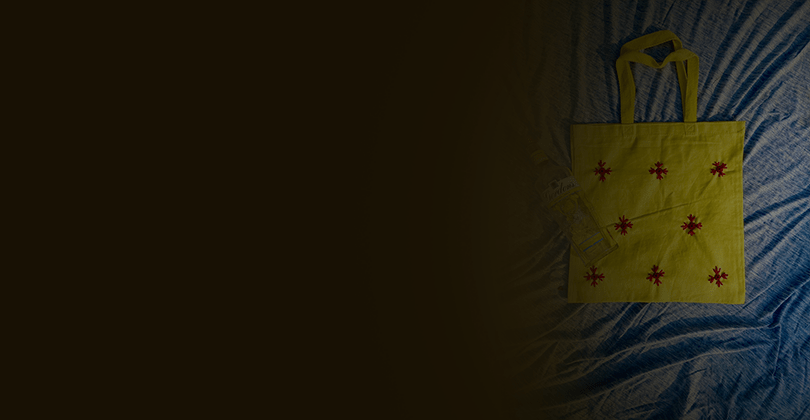 Tote banner